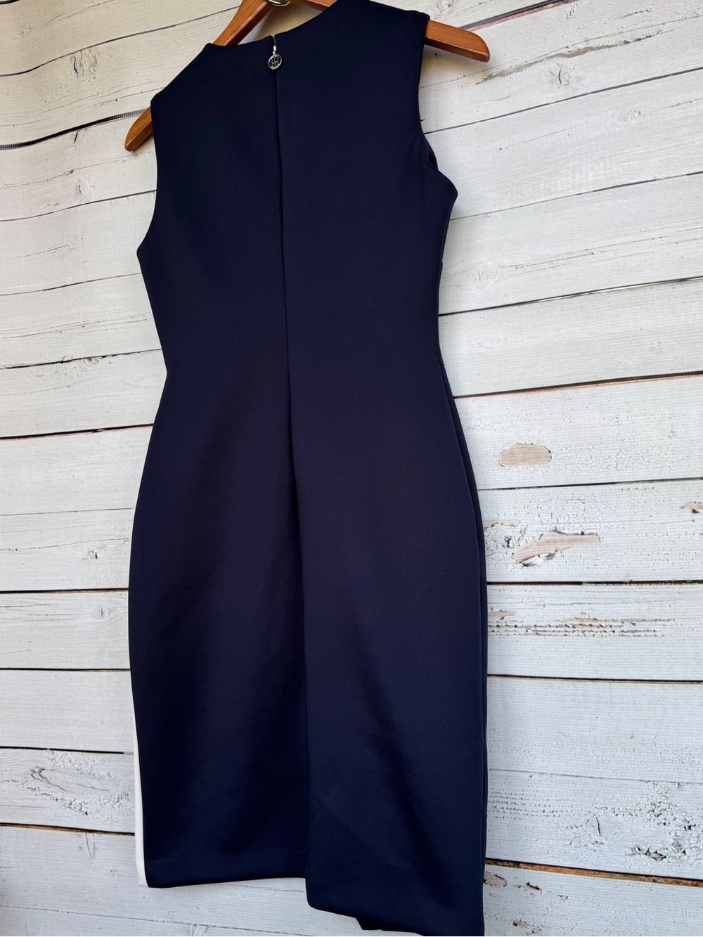 Tommy Hilfiger Navy & White Asymmetrical Grommet Sheath Dress Size 4 - Picture 7 of 9